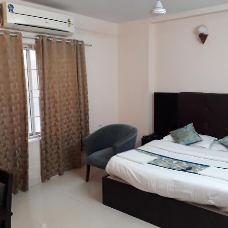 Seaqueen Residency Hotel Chennai Eksteriør billede