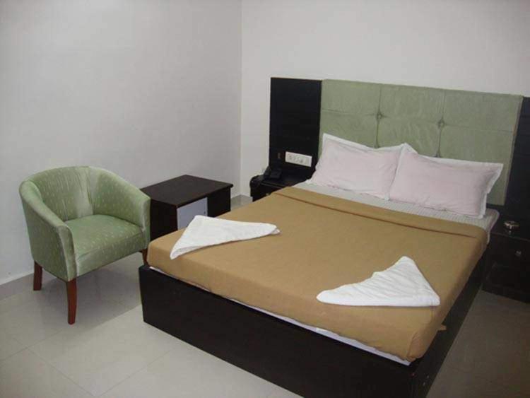 Seaqueen Residency Hotel Chennai Eksteriør billede